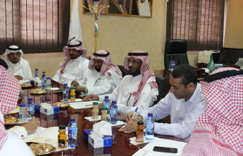 Community College of al-Kharj welcomes staff from the Deanship of Student Affairs
