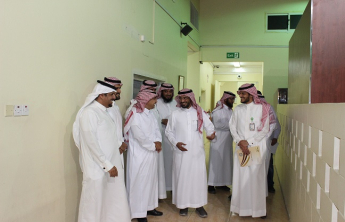 Community College of al-Kharj welcomes staff from the Deanship of Student Affairs