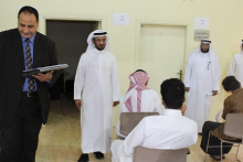 Dean of the Community College of al-Kharj supervises the commencement of the final exams
