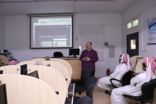 The graduates of the Community College in AlKharj are training on the national work portal “TAQAT”, the “Tamheer” program, and employment support to develop work skills